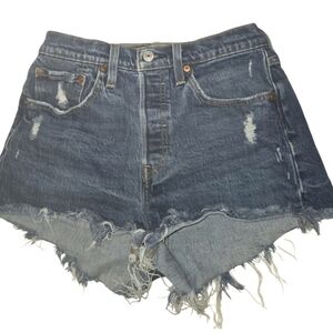 Levis Shorts Denim distressed Shorts